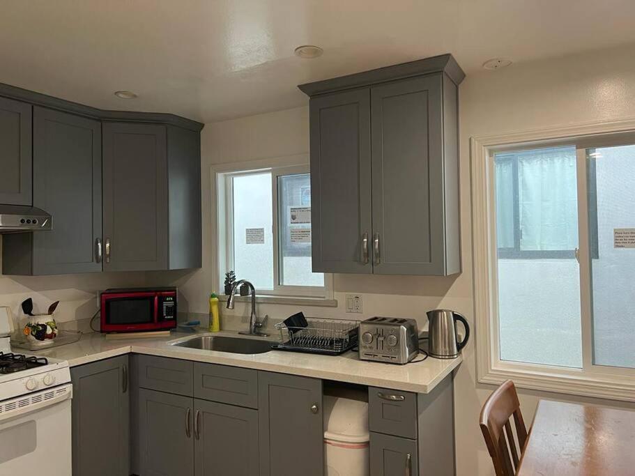 Affordable Private Rooms With Shared Bath Kitchen Near Sfo Daly City Exteriér fotografie